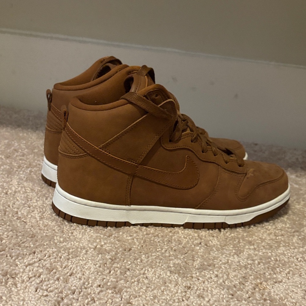 Nike Tan High-Top Sneakers